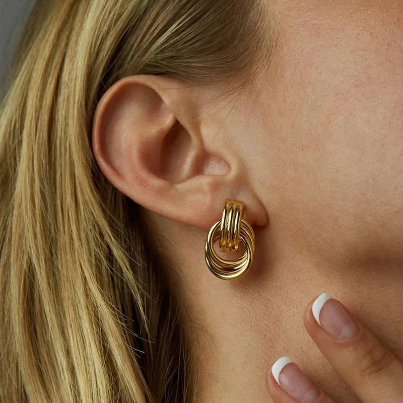Lira Sculpted Knot Earrings