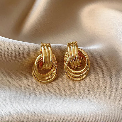 Lira Sculpted Knot Earrings